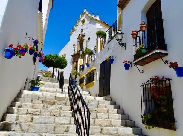 Apartment Loving Mediterranean Home Estepona Spain